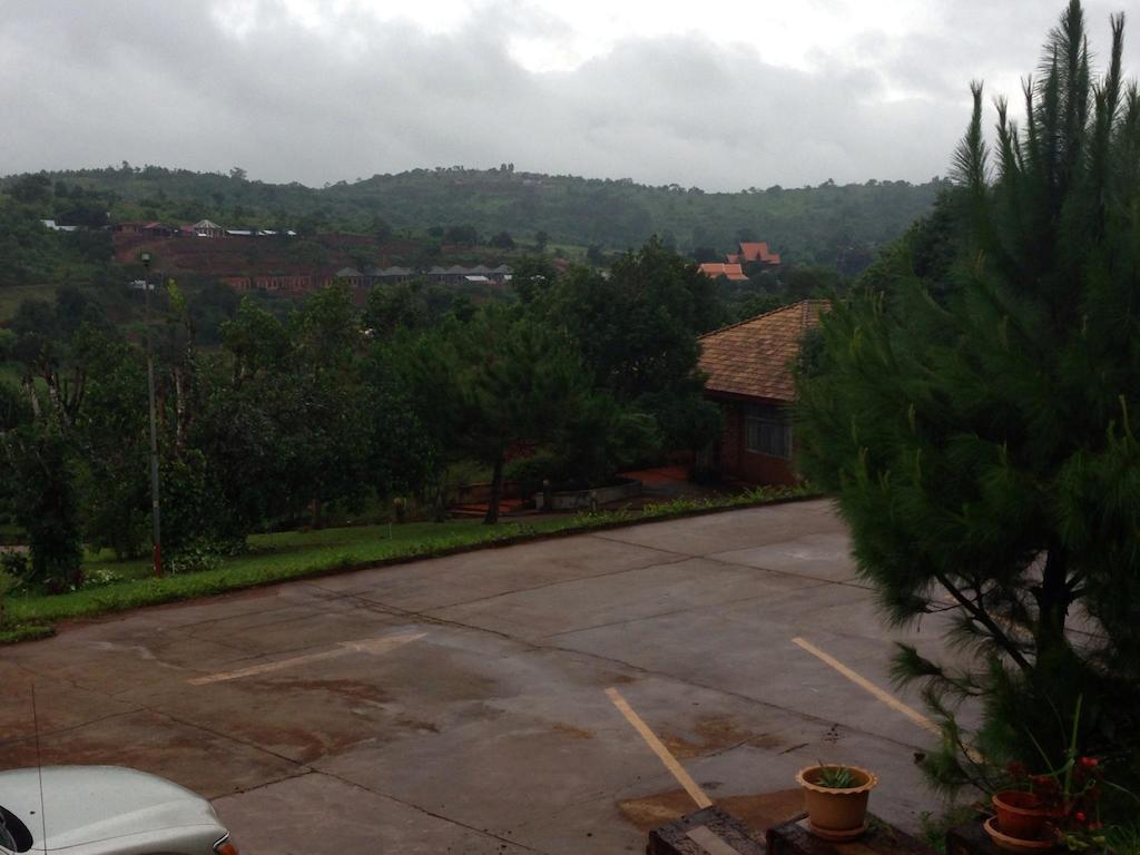 Mondulkiri Hotel Senmonorom Buitenkant foto